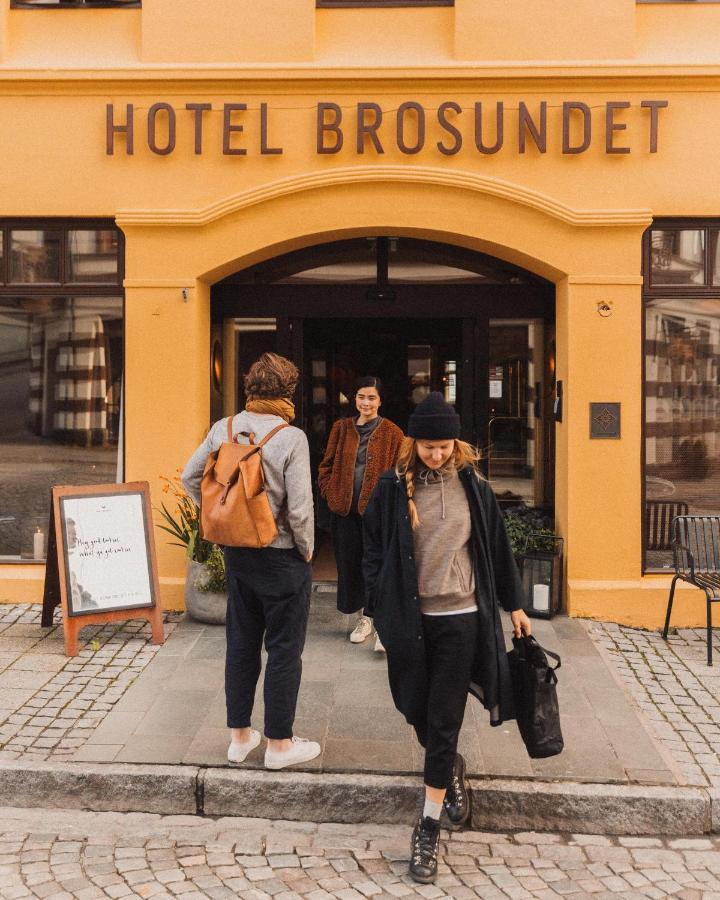 Hotel Brosundet Alesund Exterior photo